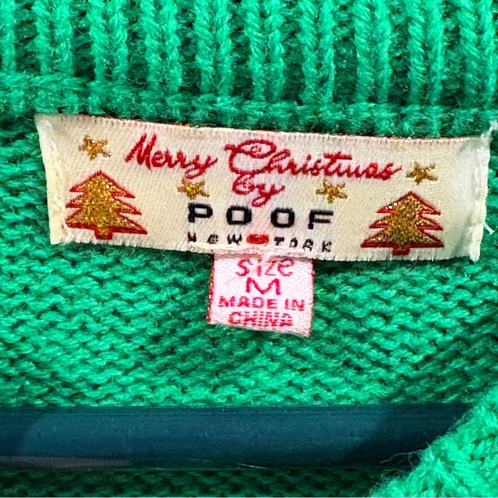 Christmas Gnome Sweater Festive Holiday Pullover Size M Whimsical Ugly Sweater - Picture 4 of 4